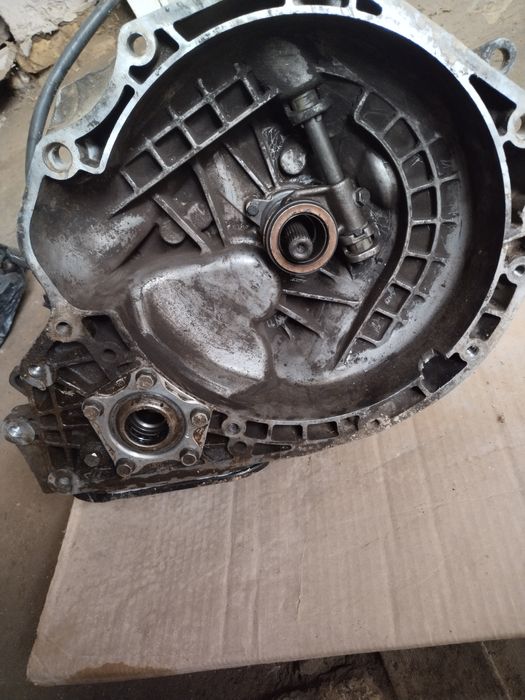 Нексия коробка сотилади