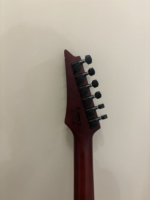 Электрогитара Ibanez