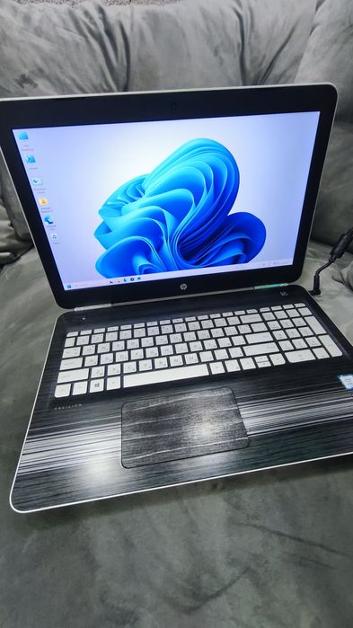 Лаптоп - HP Pavilion (Gaming and Workstation)