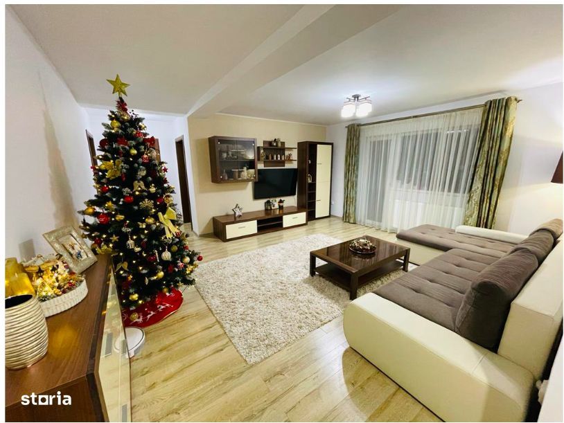 Apartament de Vănzare, 3 Camere, 81mp, 2 Parcari, Zona Selimbar.