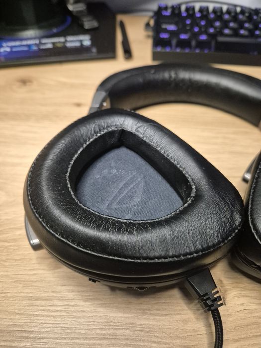 Casti gaming asus rog delta s