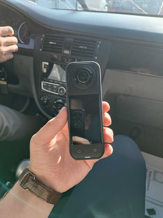 Insta 360 X5 8k 360 action Cam