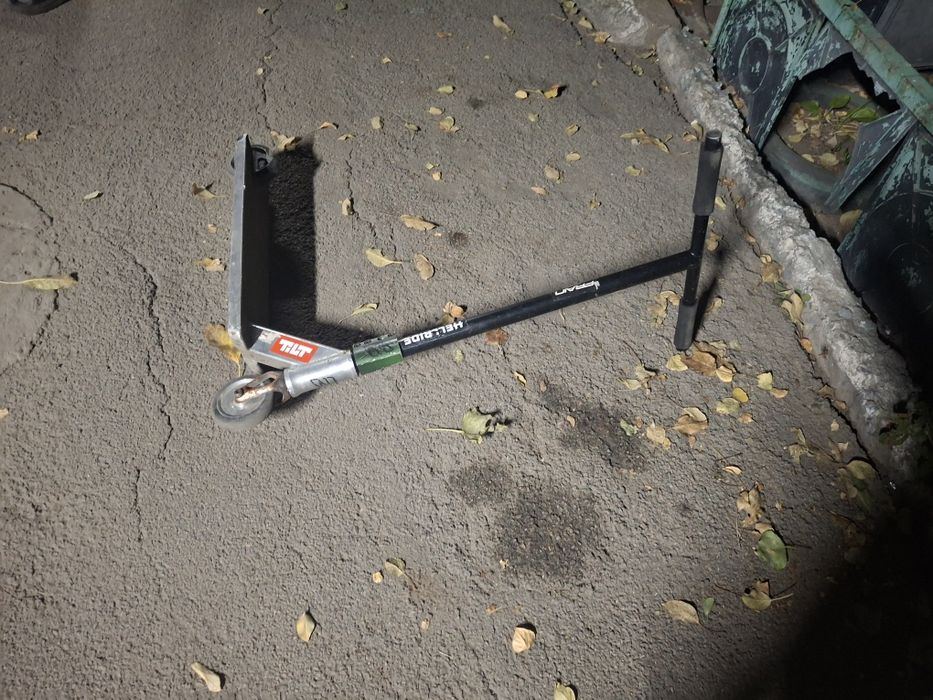 Продам самокат стрит