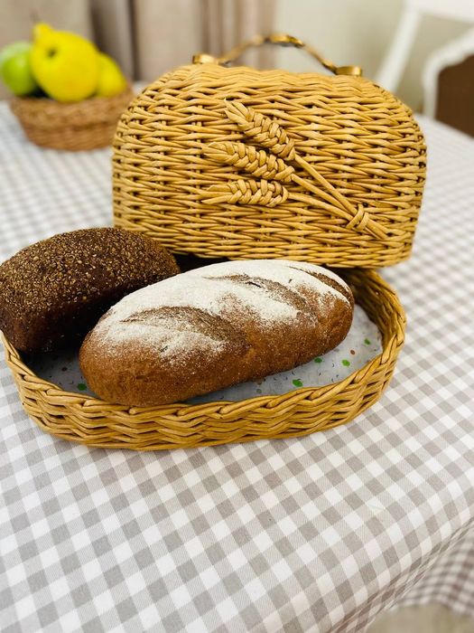 Плетёная хлебница