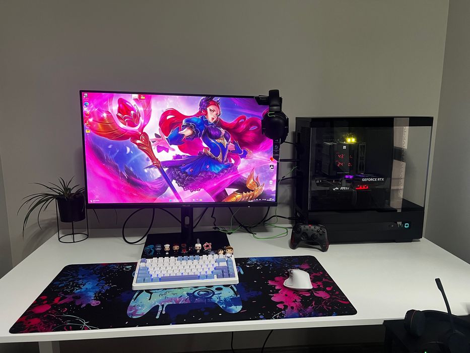 Продавам висок клас пълен геймърски сетъп.