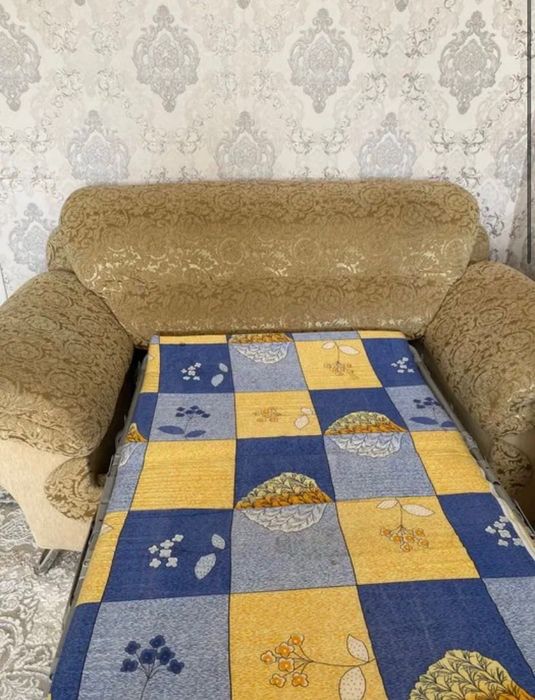 Продам раскладной диван