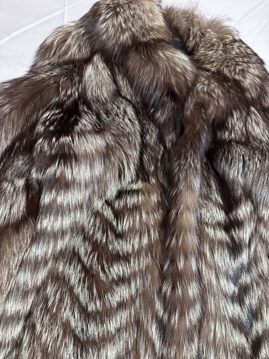 Кожено палто от естествена кожа - сребърна лисица