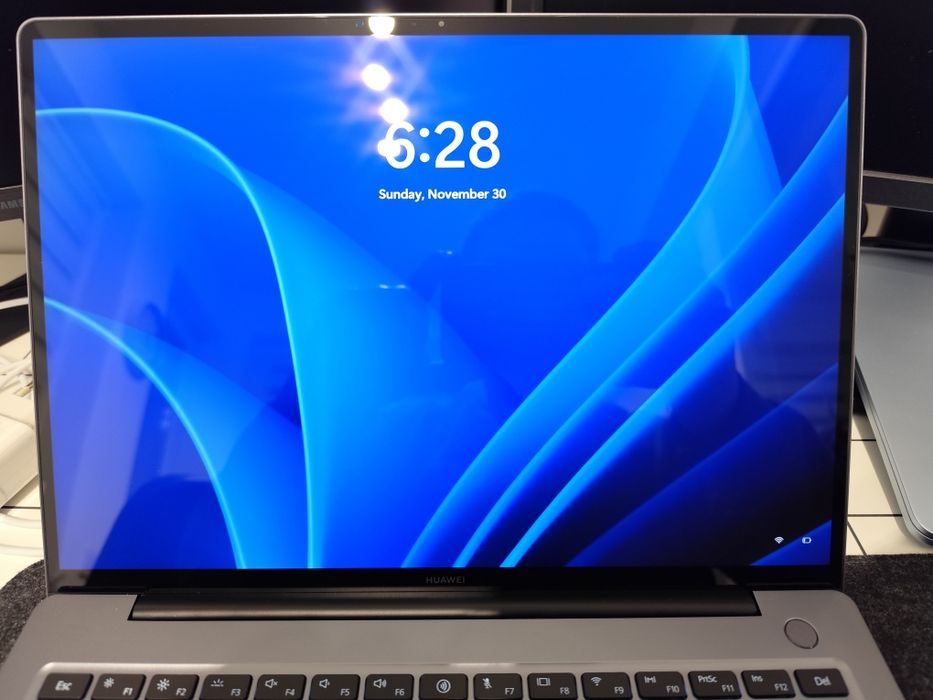 Huawei Mate book 14s