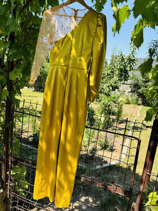 Rochie marime 38-40/purtata o singura data