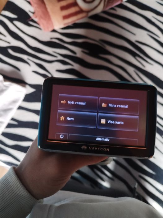 Vând navigație perfect funcțională