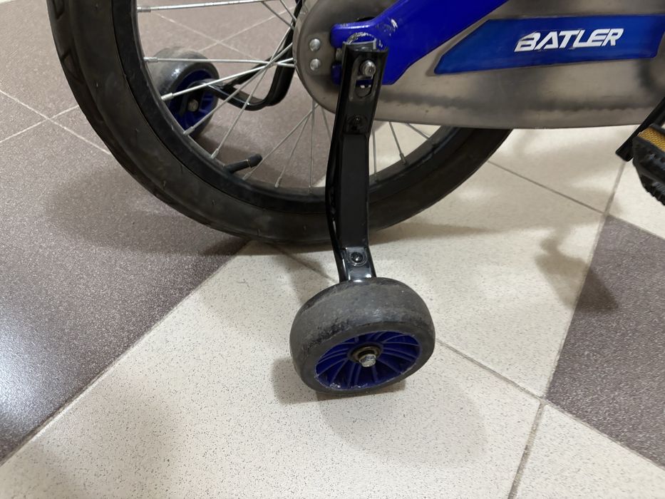 Велосипед детский на 5-7 лет