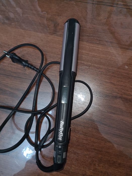 Продам утюжок Babyliss