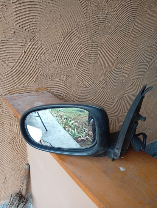 Ляво огледало Нисан Алмера  2004 г.