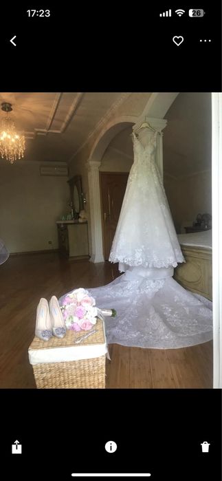 Свадебное платье