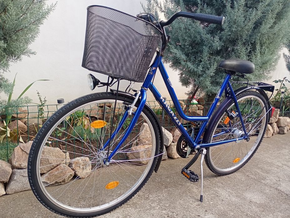 Vând bicicletă damă RAGAZZI,cu 7 vit Sachs,frână picior !