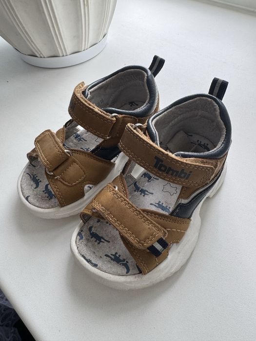 Продам сандали детские на мальчика