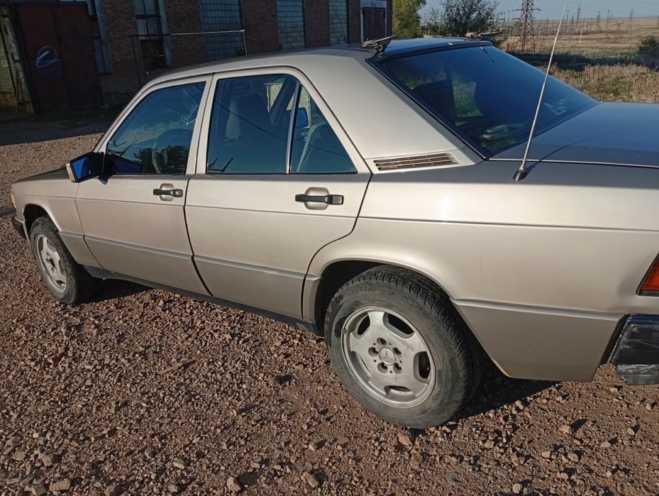 Продам Автомобиль Мерседес 190