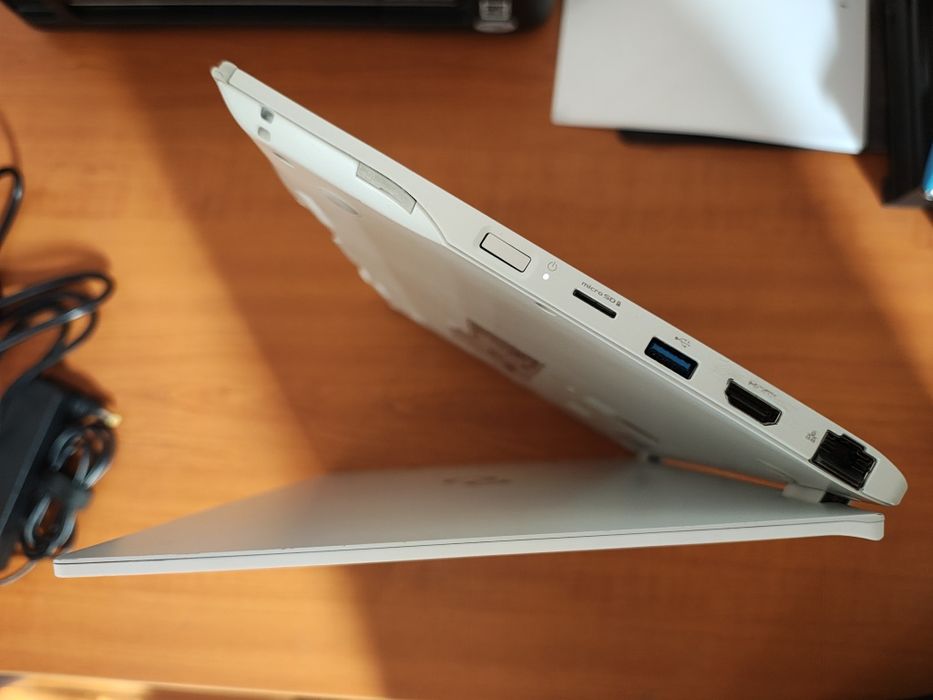 Fujitsu 9313X 32GB DDR5/i5-1350P/Touch/512GB ssd