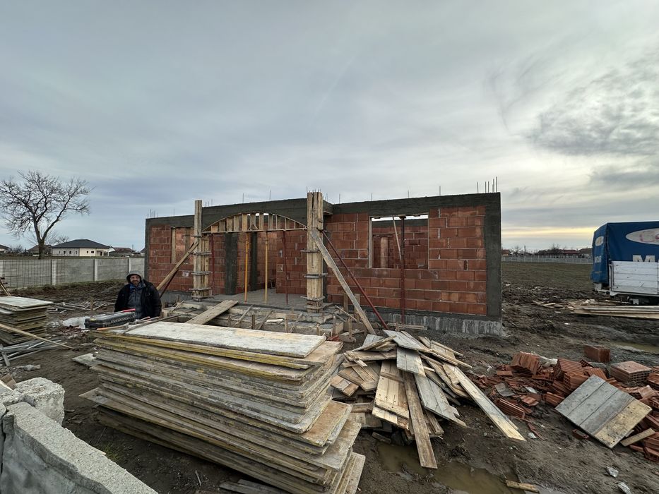 ‼️OCAZIE‼️Casa individuala la cheie/rosu,Timis, teren 700mp,PROPRIETAR