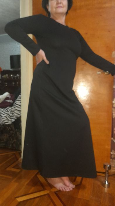 Шикарные наряды на женщин 48-50