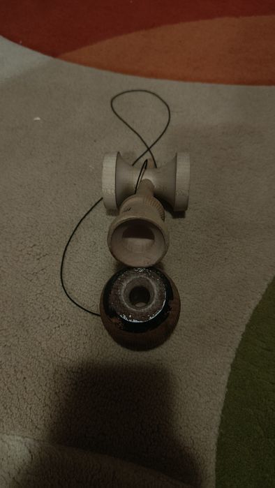 Kendama Sweets Broken Bones