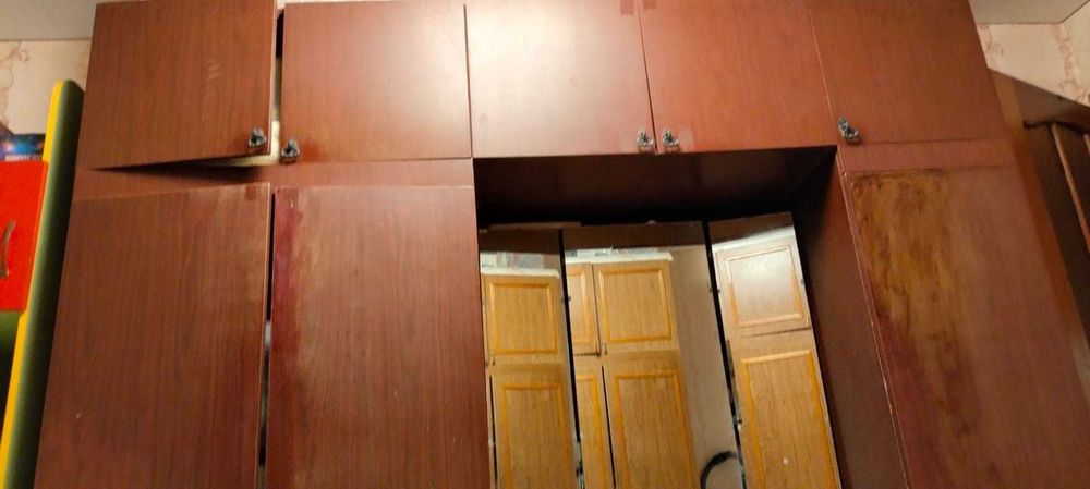 СРОЧНО Продам шкаф недорого