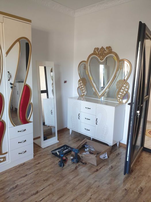 Montez mobila Campina