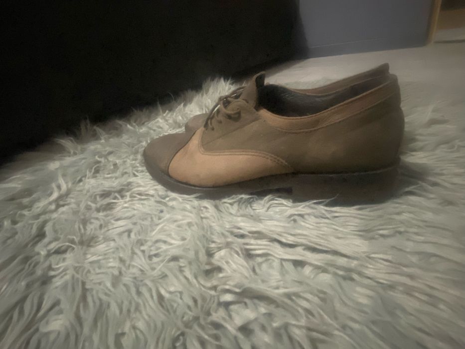 Pantofi piele cu sirete