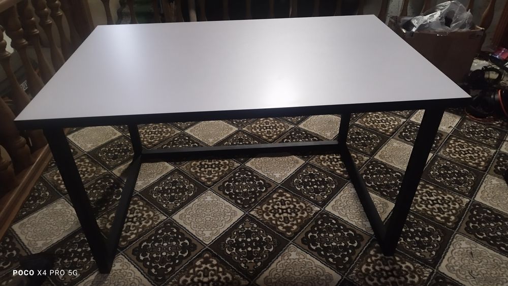 Komyuter stoli sotiladi