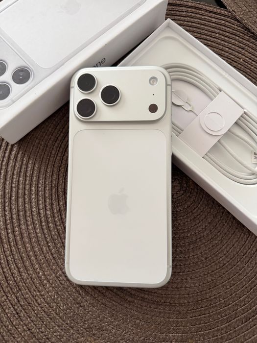 Iphone 17 Pro Max 256 GB Silver