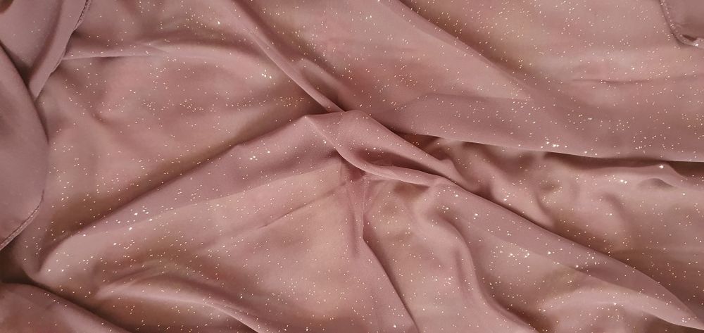 Кърпа, забрадка за глава с камъчета