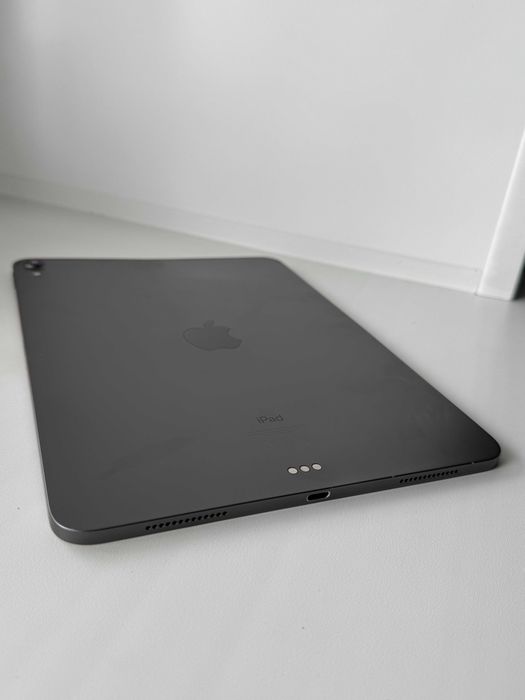 iPad Pro 11, 64GB, 2018— отличное состояние