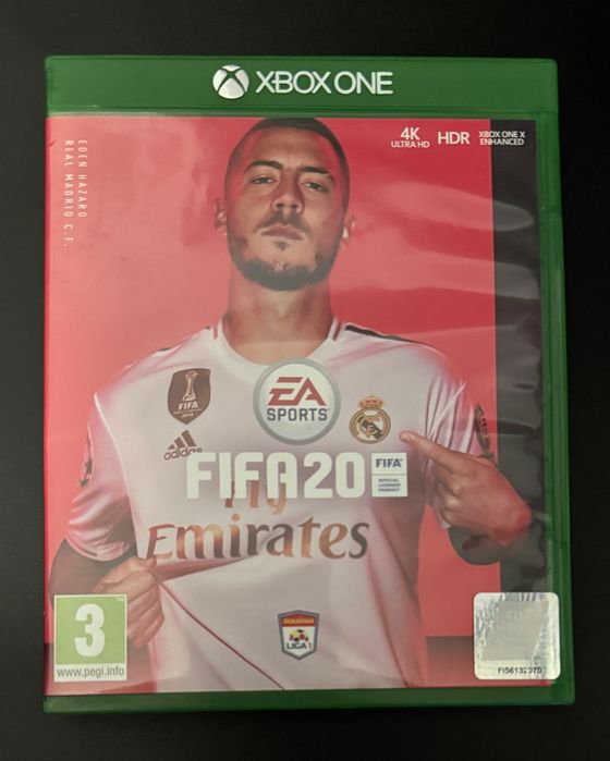 Xbox One X + 3 jocuri