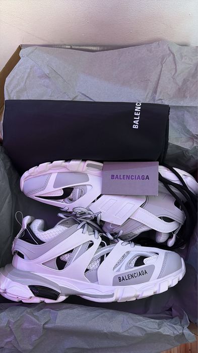 Balenciaga track