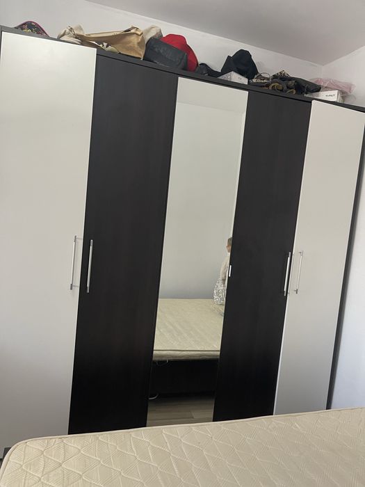 Dormitor  pat si dulap