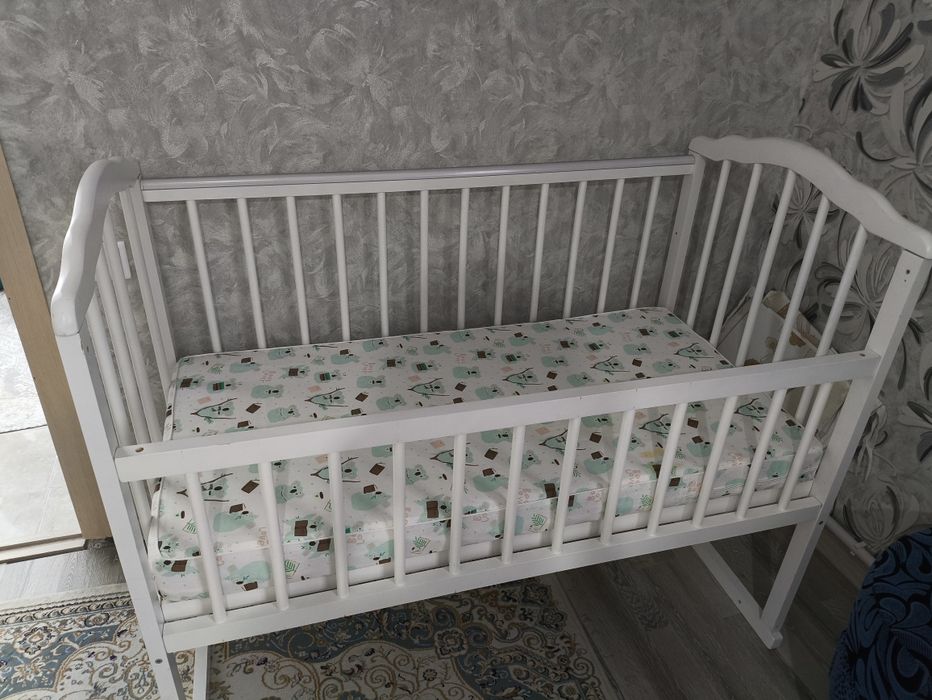 продам детскую кровать
