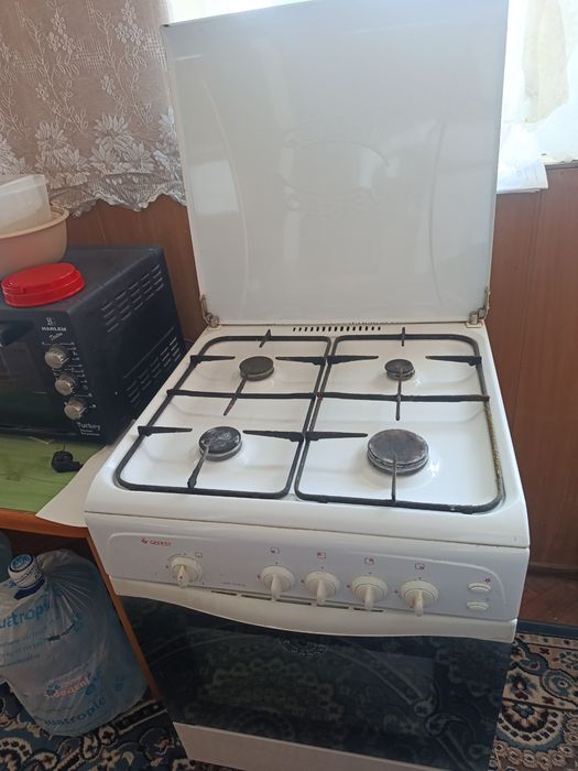 Газовая плита (б/у)