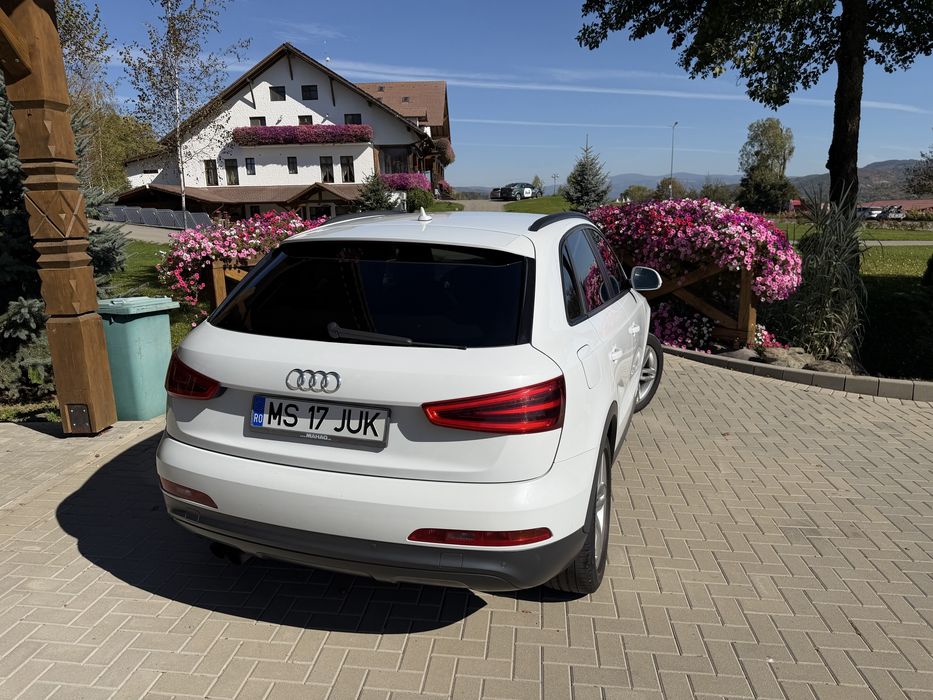 Audi Q3 S-line 2.0tdi