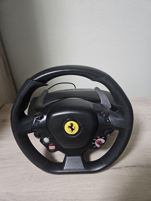 Volan si pedale Trustmaster Ferrari 458 italia