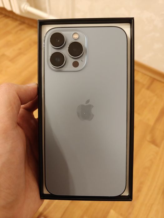 Продам Iphone 13 pro max