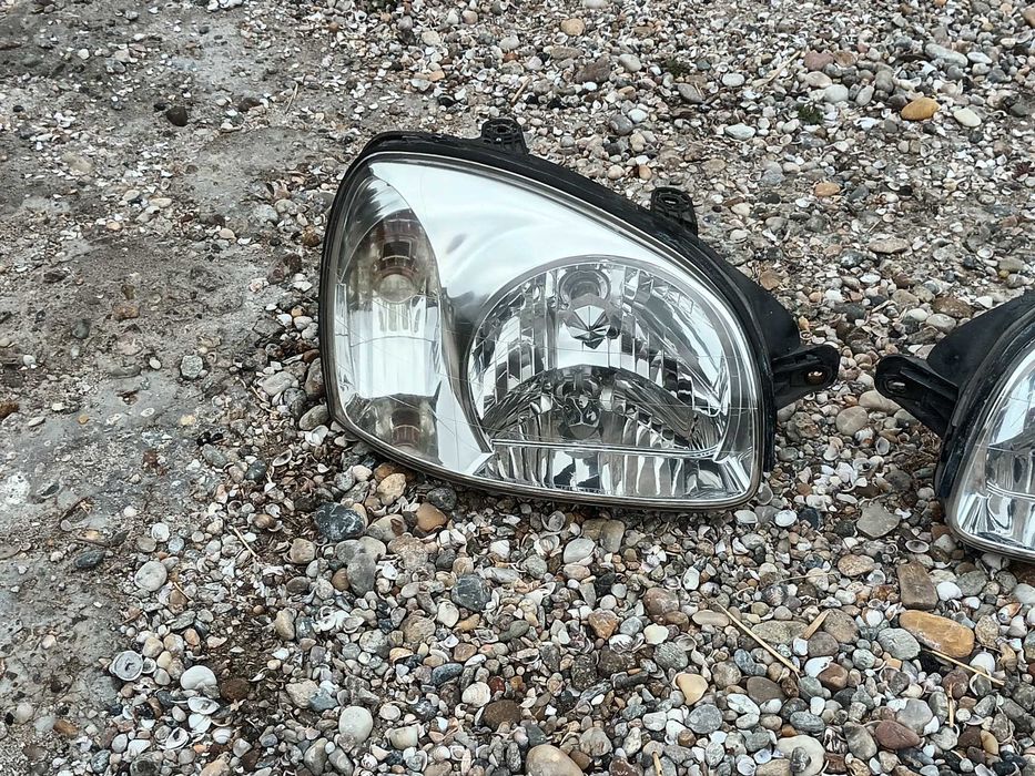 ляв и десен фар за хюндай санта фе HYNDAI SANTA FE 01 - 06