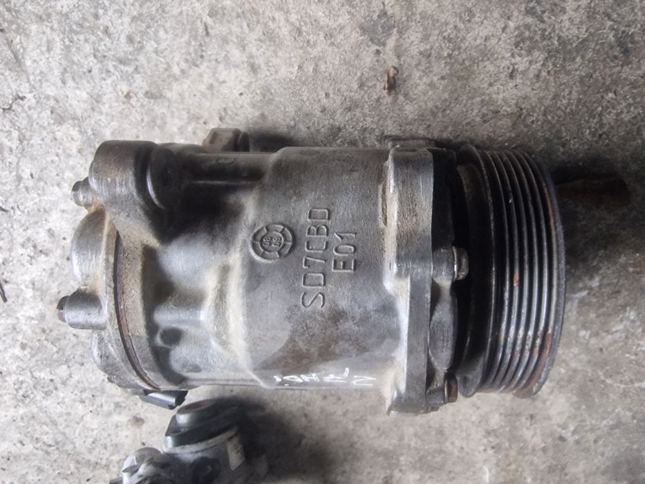 Compresor clima Citroen c5 motor 2,7 hdi,an 2008-2015