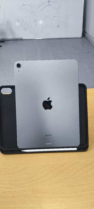 Ipad Air m2 ! Как новый