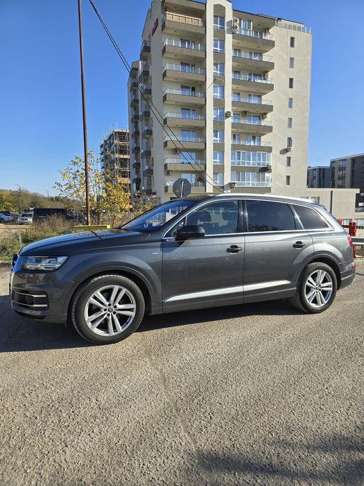 Audi Q7  3.0 TDI