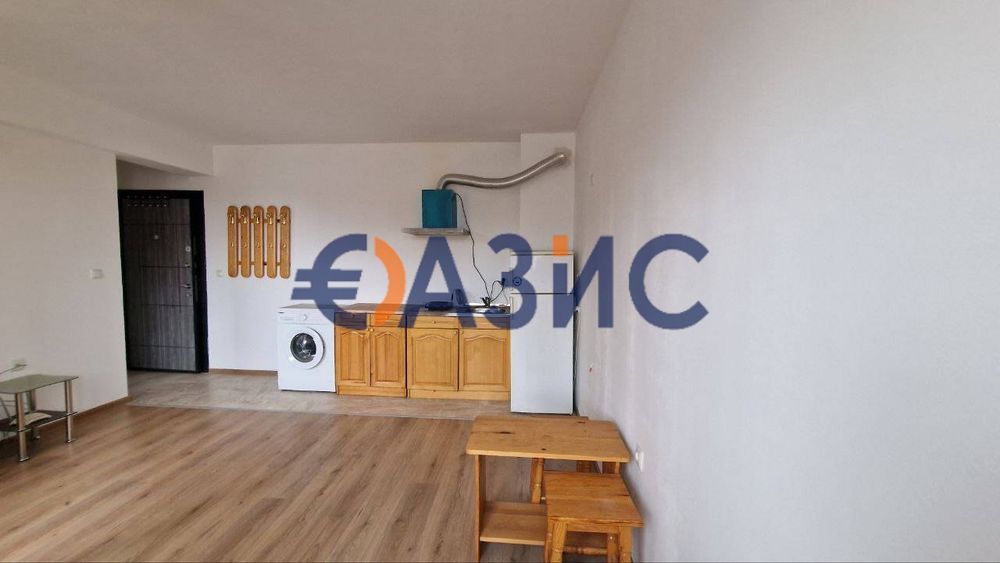 Продава се Двустаен апартамент в Бургас, Сарафово - 56 кв.м за 1786 €/кв.м - Снимка #6