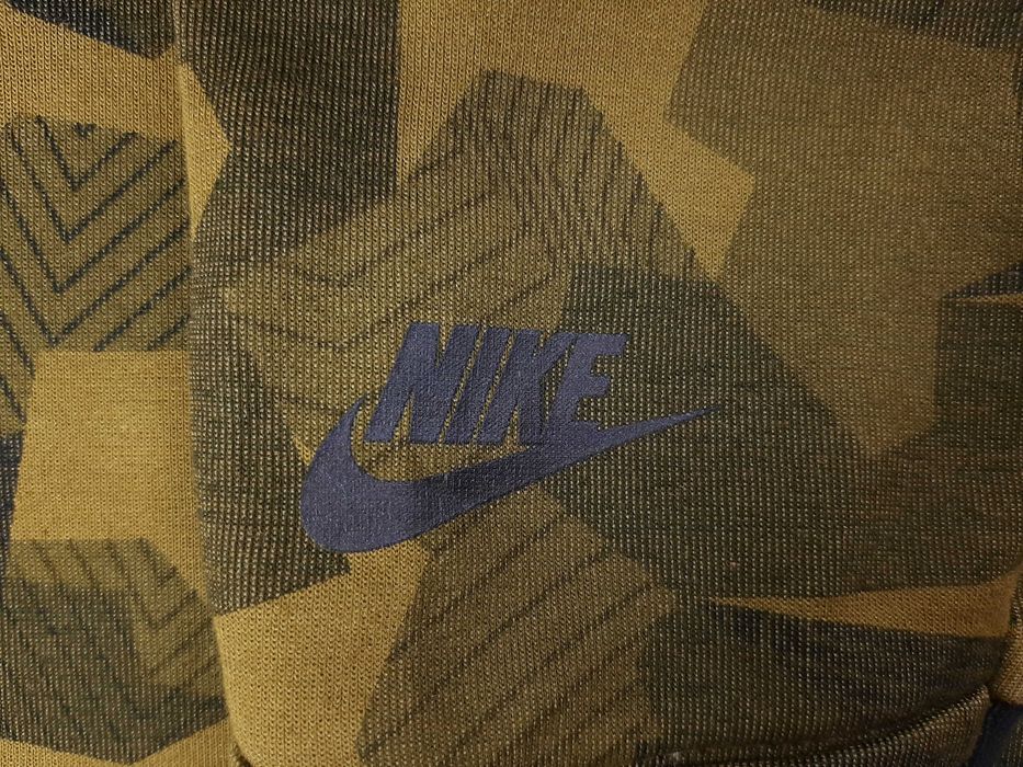 Nike Tech Fleece Crew - Оригинална мъжка блуза размер M