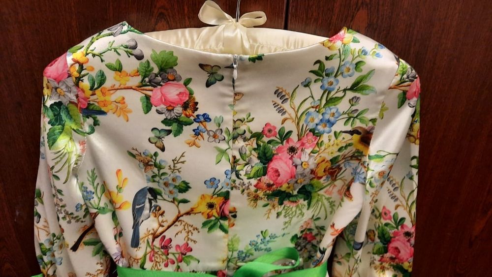 Платье на девочку 140-146