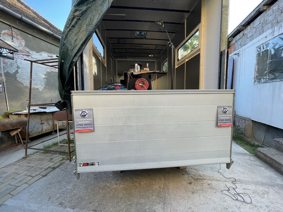 Vând oblon hidraulic DEL DL500 500kg autoutilitară dubă box