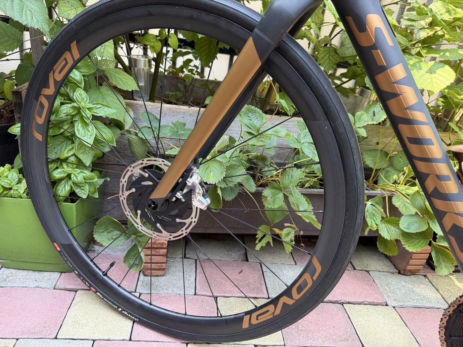 Cursiera Specialized S-Works viteza, confort, ideala atat pe plat cat si la urcari abrupte. Full carbon, 6,85kg