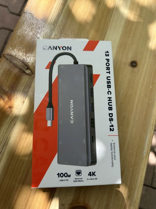 Докинг станция Canyon 13 порта нова